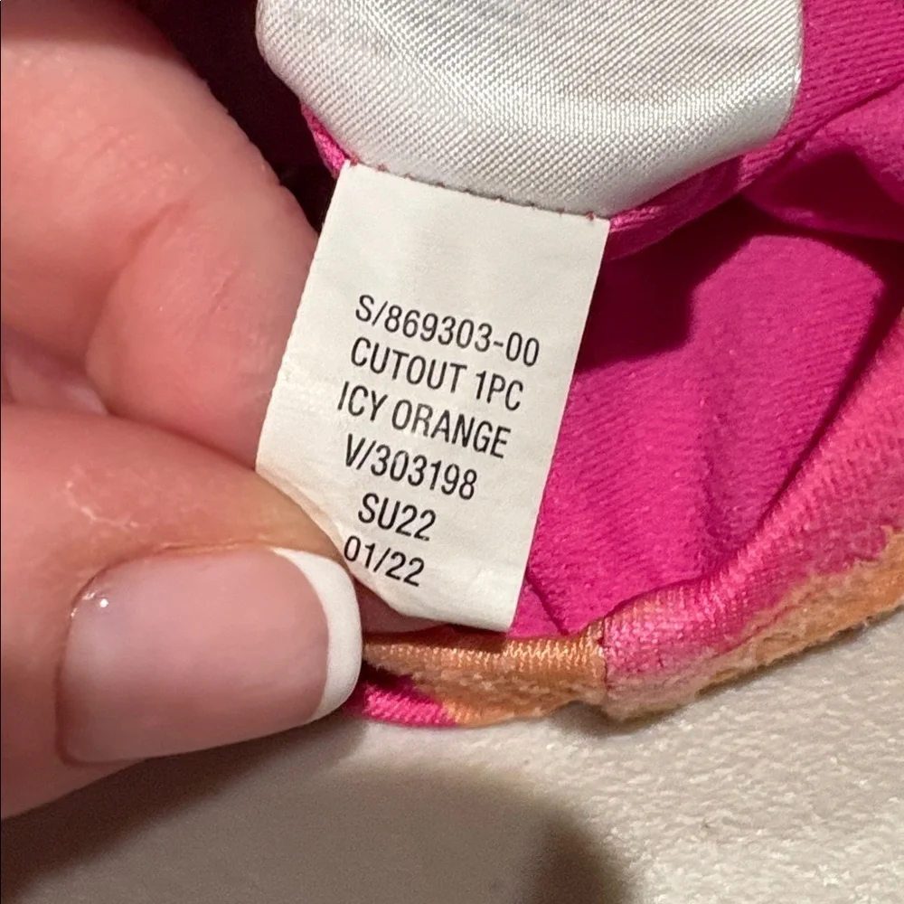 GAP Kids - Girls recycled cut out - one piece bathing suit. Size large.